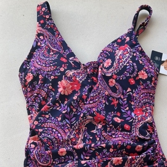 Lands' End Ladies' Swimsuit, Multi colored,Navy, NWT - Picture 6 of 8